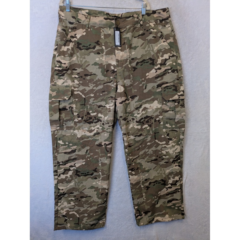 boohooMAN Men's‎ Size 42x32 Relaxed Twill Camo Cargo Pants